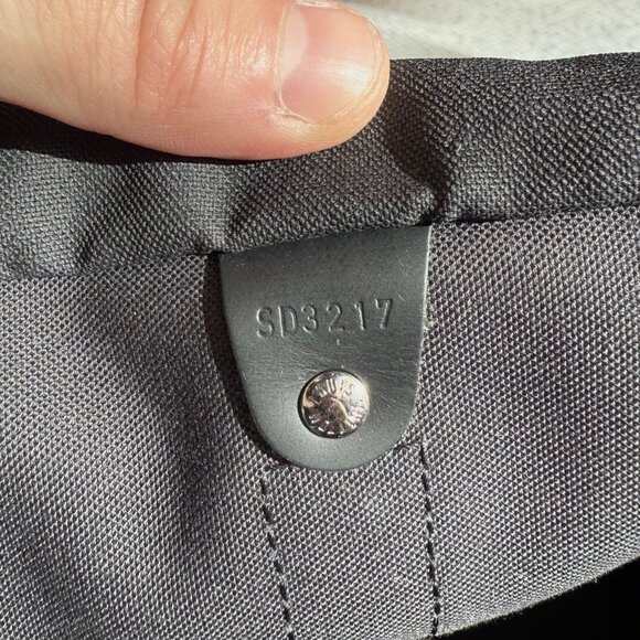 Louis Vuitton Monogram Eclipse Keepall Bandoulière 55 Duffle Bag - Picture 13 of 16